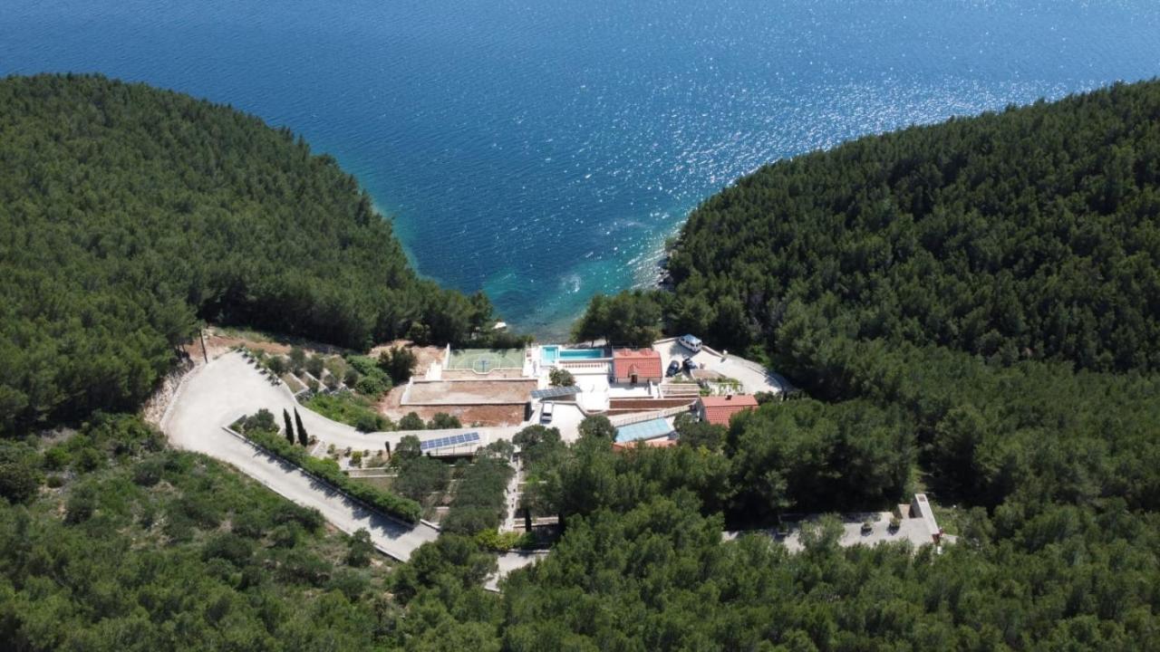 Beachfront Villa Brulupes In Secluded Bay Konstari Екстер'єр фото